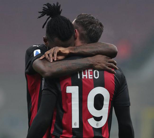 日本横扫AC米兰，布鲁诺惊艳四座