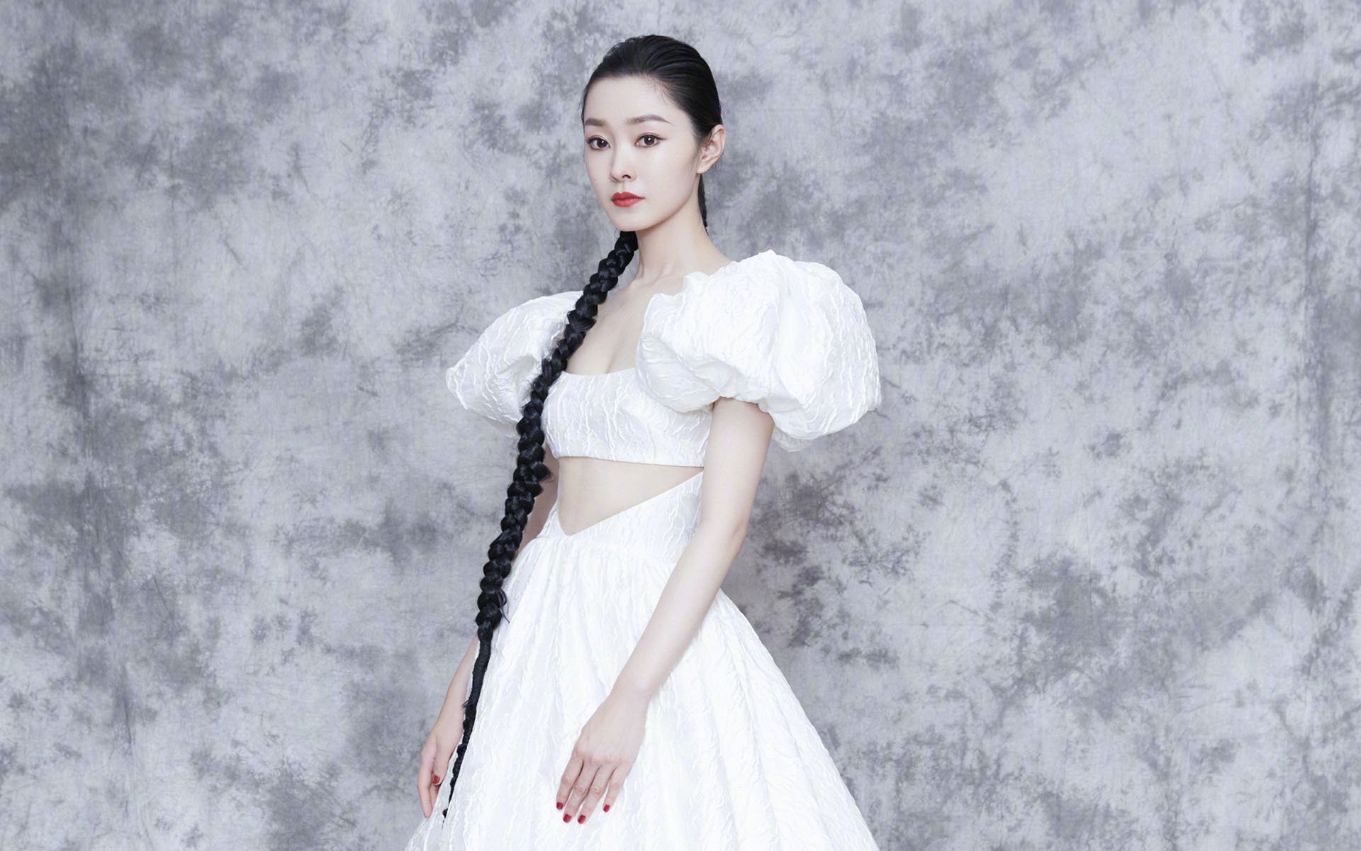 英格拉姆三分雨引爆全场,火箭青年军强压山西攻克客场