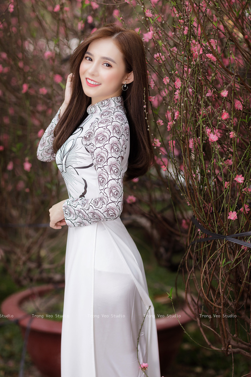 当深圳铁血遭遇休斯顿洪流,一场改写剧本的友谊赛,与临危受命的塔图姆