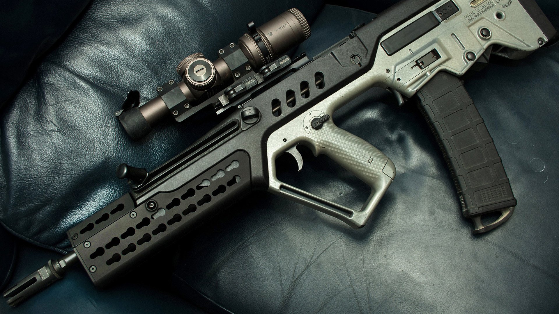 跨界荣耀，当绿茵战神贝林厄姆在NBA季后赛之夜全程高能输出