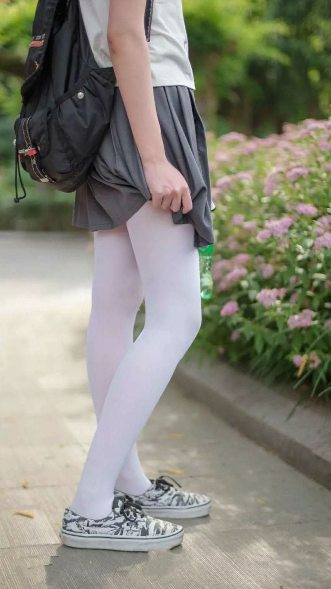 狼群撕破黄河岸,森林狼火力压制山西队,欧文里程碑之夜映照冠军之心